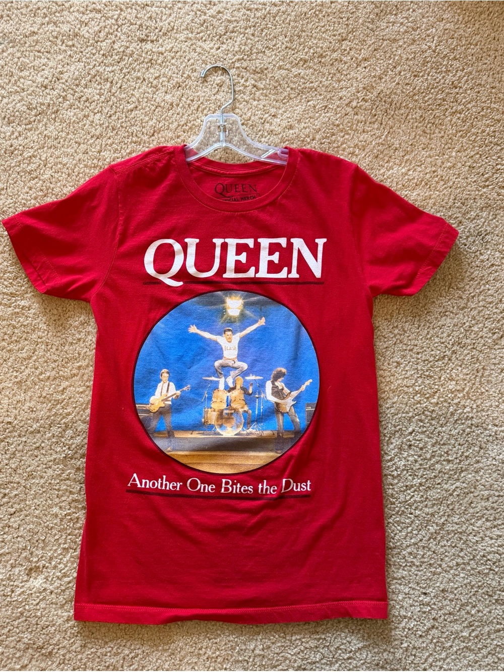 Official Queen Another One Bites The Dust Band T-Shirt Size S